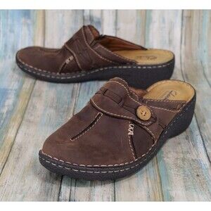 Clarks Ashland Brown Leather Women's Comfort Clogs Mules Size 9.5 Slip On Shoes